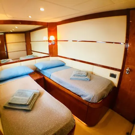 Tropez Luxury Yacht Botel